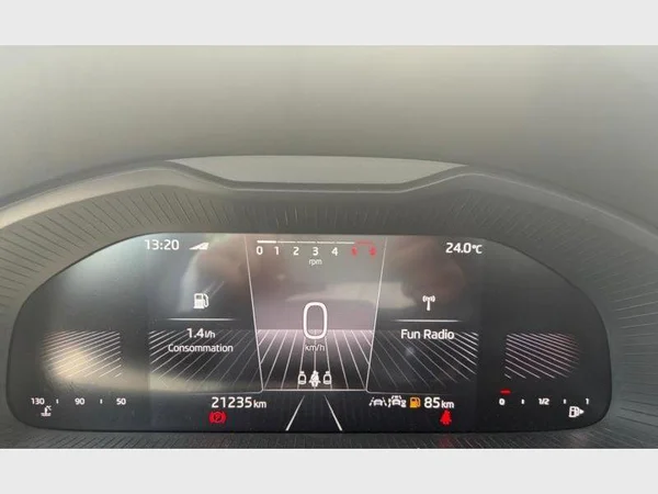 Skoda Kamiq (2024) — foto 6 van 24
