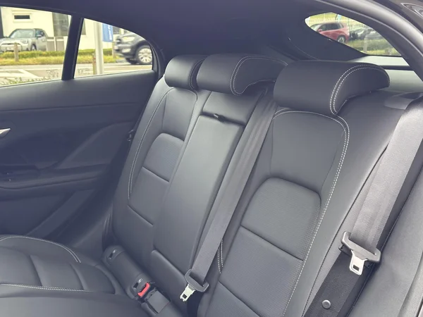 Jaguar I-PACE (2025) — foto 4 van 31
