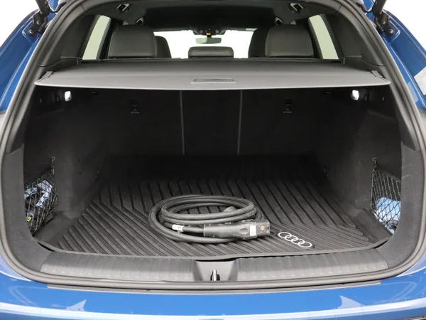 AUDI Q6 E-Tron (2024) — foto 8 van 33