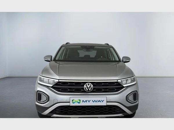 Volkswagen T-Roc (2022) — foto 12 van 21