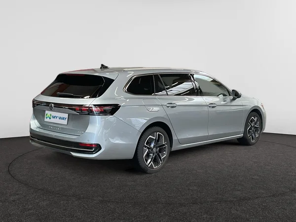 VOLKSWAGEN Passat SW (2025) — foto 20 van 24