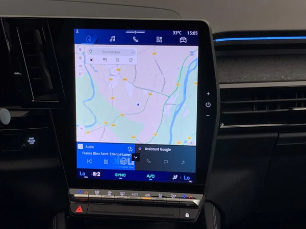 Renault Rafale E-TECH (HEV) (2026) — foto 10 van 24