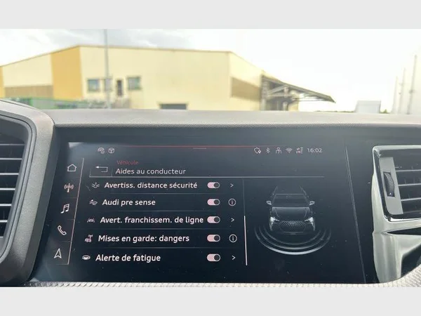 Audi A1 allstreet (2025) — foto 10 van 29