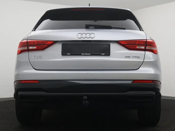 Audi Q3 (2022) — foto 17 van 25