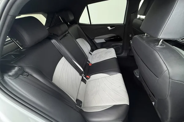 Volkswagen ID.3 (2023) — foto 7 van 25