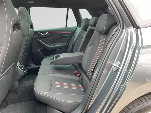SKODA Kamiq (2026) — foto 10 van 23