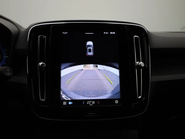 Volvo XC40 (2023) — foto 21 van 41