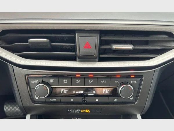 Seat ARONA (2024) — foto 10 van 29