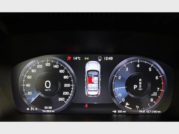 Volvo XC40 (2020) — foto 3 van 27