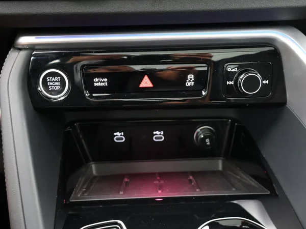 AUDI Q5 (2025) — foto 14 van 32