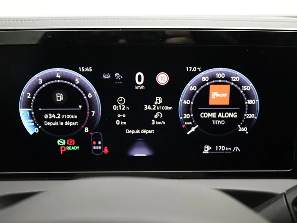 VOLKSWAGEN Tiguan (2025) — foto 14 van 15