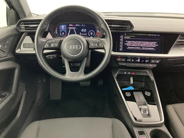 AUDI A3 Sedan (2022) — foto 13 van 36