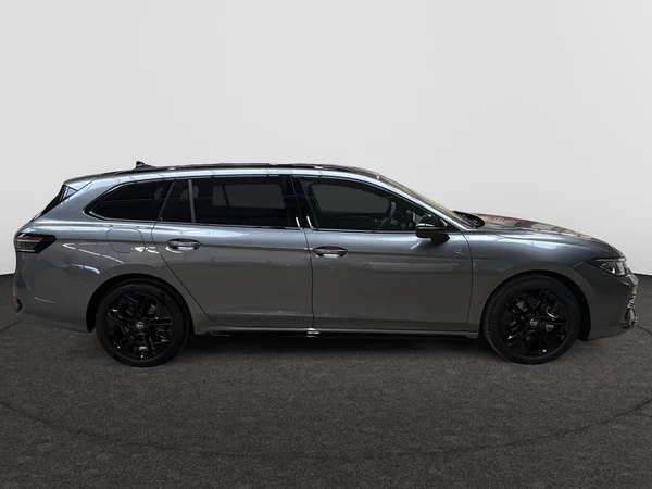VOLKSWAGEN Passat Variant (2026) — foto 9 van 20