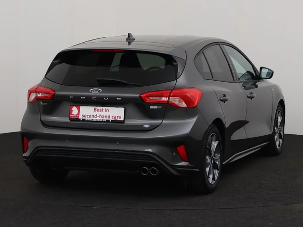 FORD Focus (2020) — foto 22 van 28