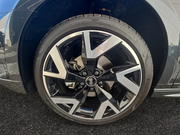 AUDI A3 Alltstreet (2025) — foto 6 van 24