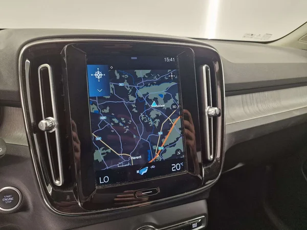 Volvo XC40 (2021) — foto 15 van 16