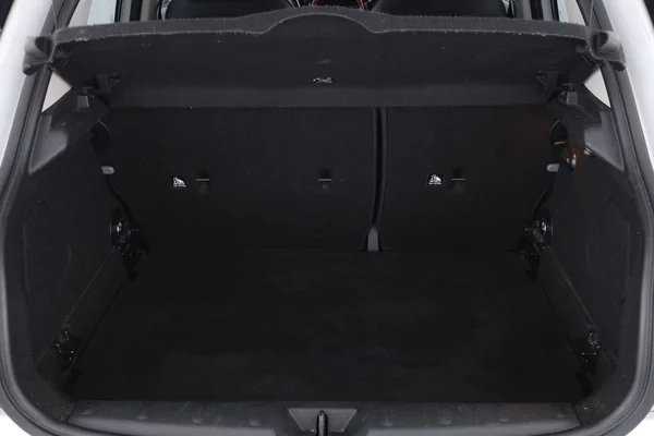 MINI MINI (2023) — foto 8 van 16