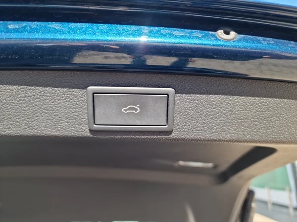 SKODA Superb Combi (2024) — foto 3 van 21