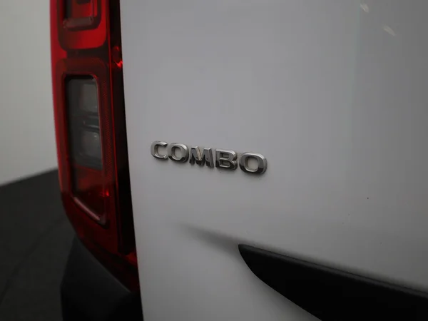 Opel Combo Life (2022) — foto 22 van 33