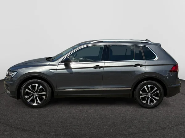 VOLKSWAGEN Tiguan (2019) — foto 20 van 24