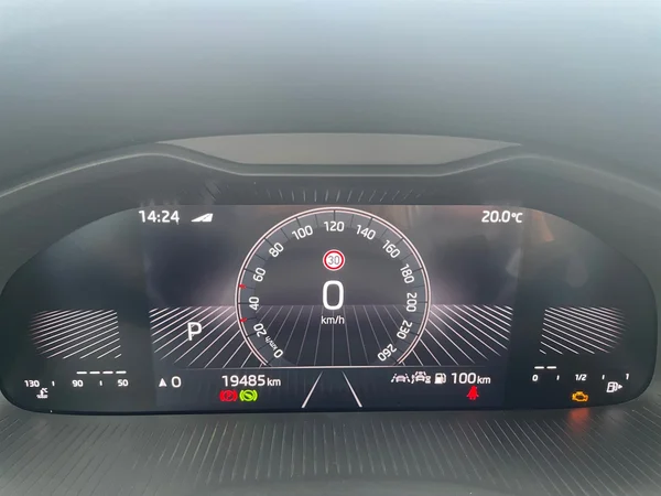 SKODA Kamiq (2025) — foto 4 van 24