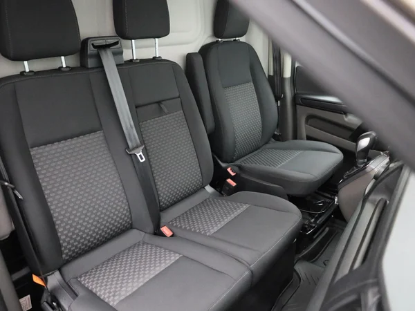 Ford Transit Custom (2022) — foto 27 van 38