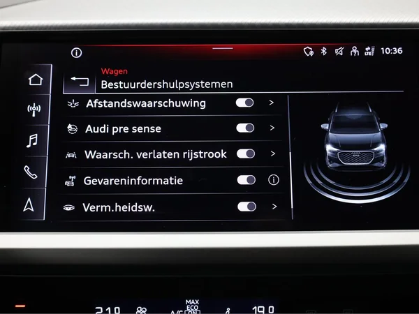 AUDI Q4 e-tron (2024) — foto 8 van 23