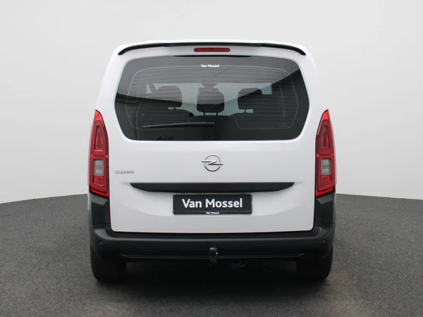 Opel Combo Life (2022) — foto 30 van 34