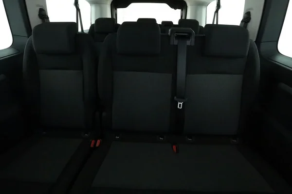 Opel Zafira (2024) — foto 6 van 16