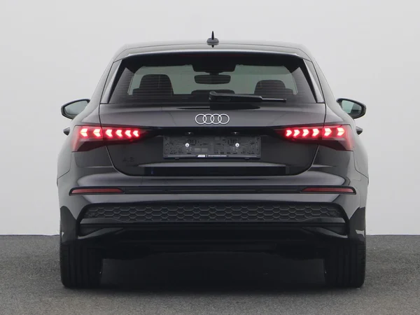 AUDI A3 Sportback (2025) — foto 18 van 21