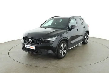 Volvo XC40 bdc3ee25-9cd9-4593-a4dc-cb7372582437