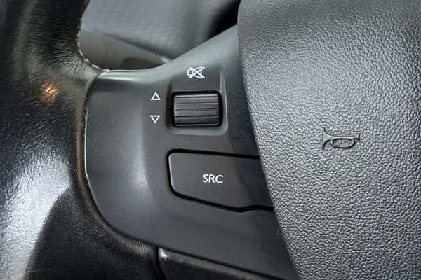 Peugeot 208 (2018) — foto 5 van 23