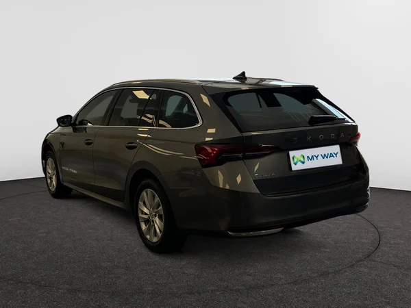 SKODA Octavia Combi (2025) — foto 11 van 24