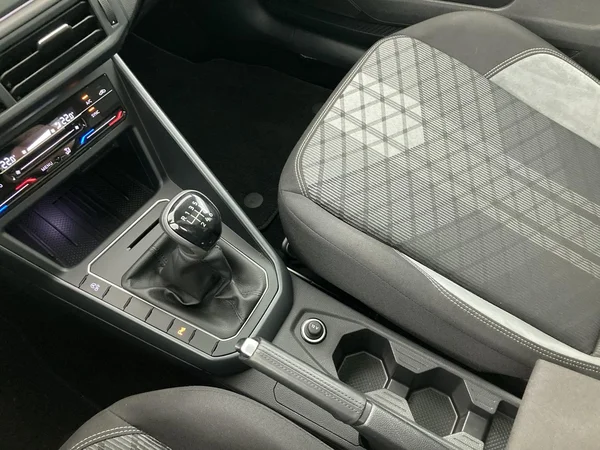 VOLKSWAGEN Taigo (2025) — foto 11 van 36