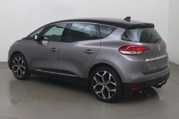 Renault Scenic (2021) — foto 8 van 14