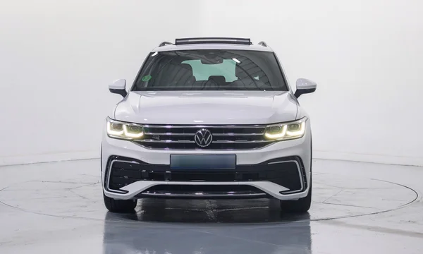 Volkswagen Tiguan (2022) — foto 46 van 47
