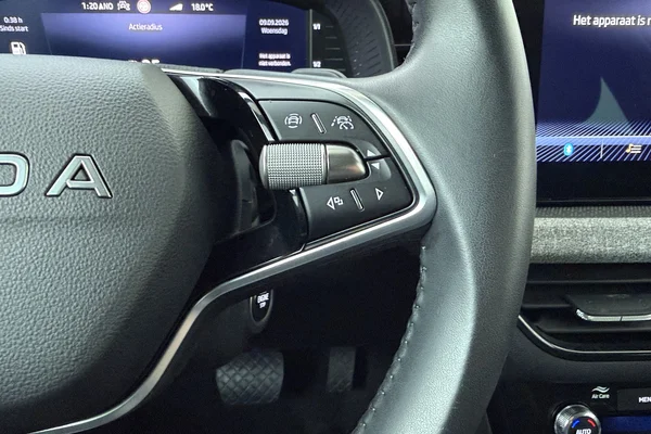 Skoda Kamiq (2025) — foto 6 van 21