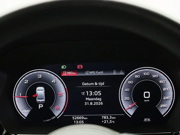 Audi A3 (2023) — foto 38 van 39
