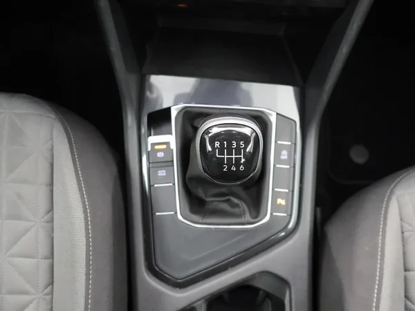 Volkswagen Tiguan (2022) — foto 14 van 25