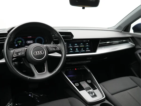 AUDI A3 Sportback PHEV (2024) — foto 5 van 30