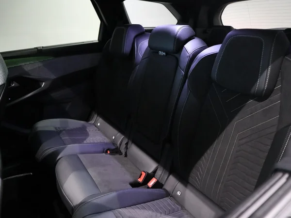 Peugeot e-5008 (2026) — foto 11 van 30