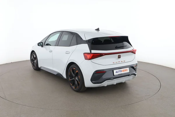 Cupra Born (2022) — foto 11 van 17