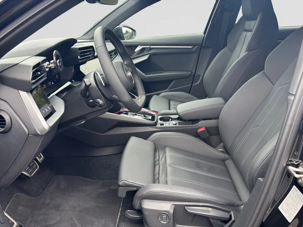 AUDI A3 Allstreet (2024) — foto 19 van 19