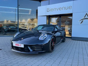 Porsche Targa 93a61d8f-4785-4a4b-8ede-3266524d80ba