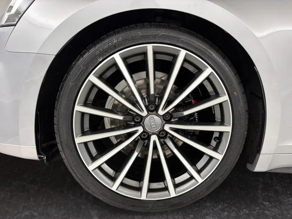 AUDI A5 Sportback (2019) — foto 4 van 37