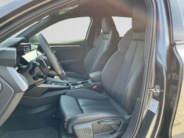 AUDI A3 Sportback (2025) — foto 17 van 22