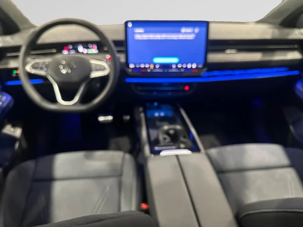 VOLKSWAGEN ID.7 Tourer (2026) — foto 2 van 23