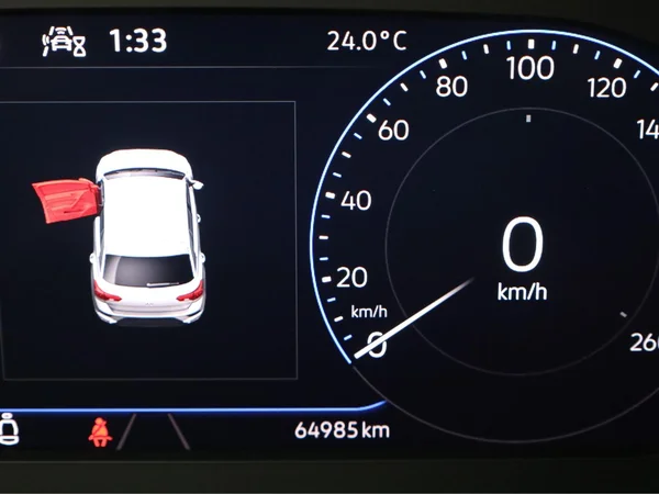VOLKSWAGEN T-Roc (2023) — foto 5 van 19