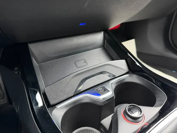 Bmw 116 (2021) — foto 8 van 24