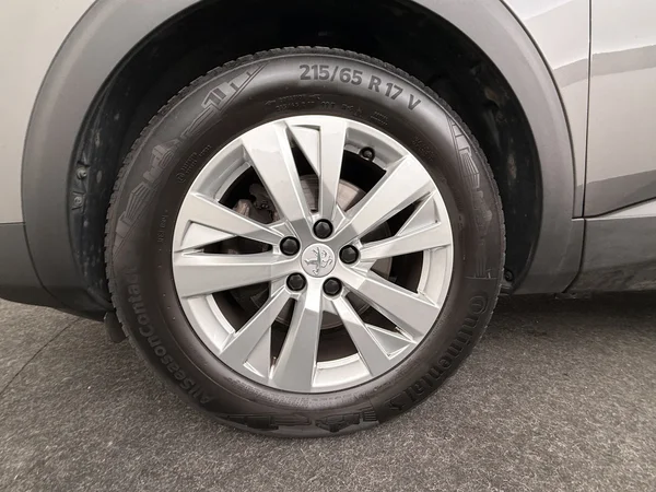 PEUGEOT 5008 (2023) — foto 17 van 26